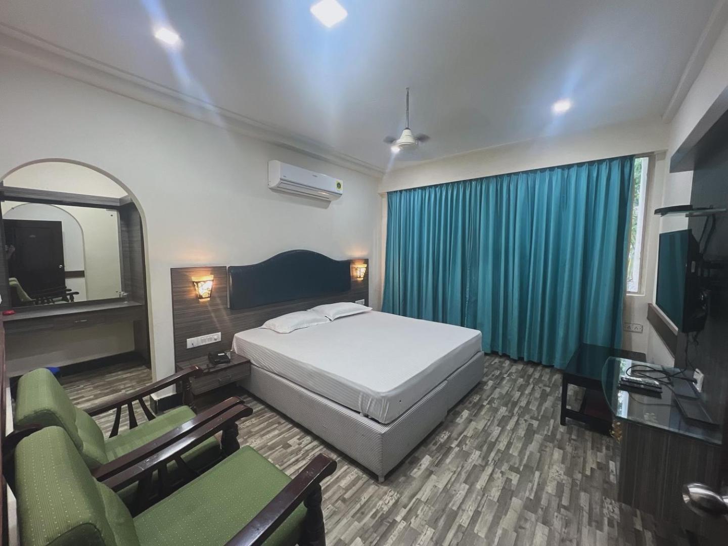 Varada Nagavali Hotel Srikakulam Exteriér fotografie